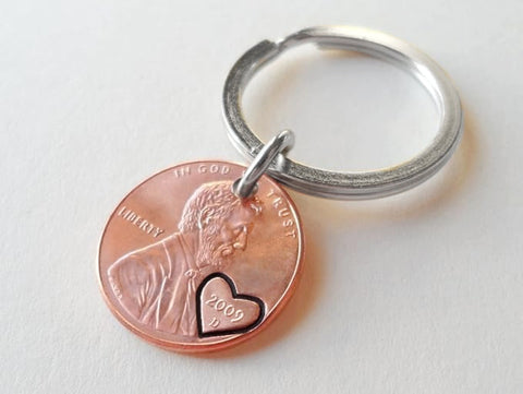 2009 Penny Keychain with Engraved Heart Around Year by Jewelry Everyday