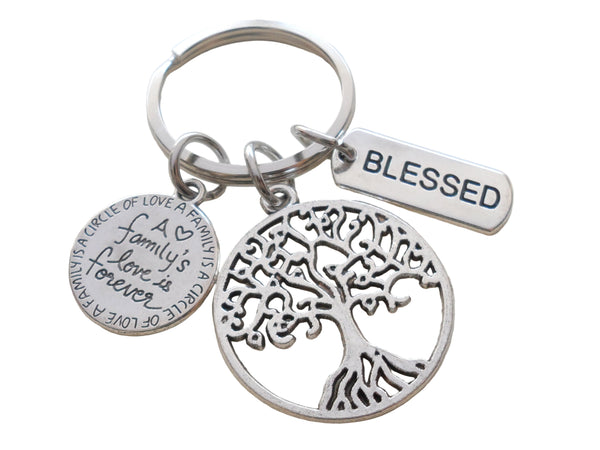 A Family's Love is Forever Saying Disc & Tree Keychain with Blessed Tag, Family Reunion or Family Gift