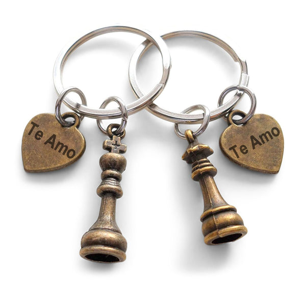 Bronze Small Chess Piece Charm Keychains, King and Queen Set with Heart Tags Engraved "Te Amo" (I Love You) in Spanish - Couples Keychain Set