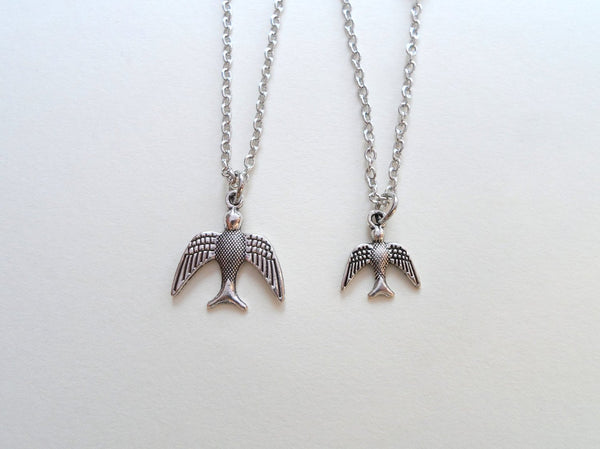 Bird Necklace Set, Mother Daughter Necklace Set, Mommy Bird Necklace