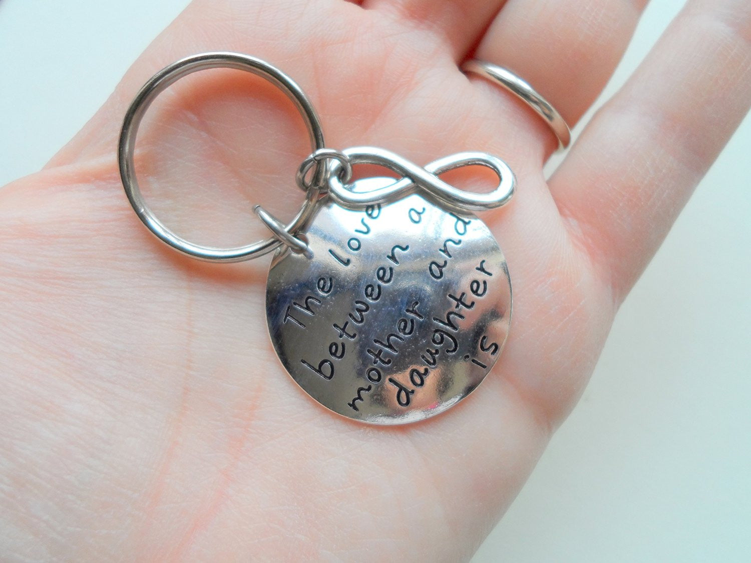 Love Between Mother and Daughter Keychain Saying with Infinity Charm JewelryEveryday