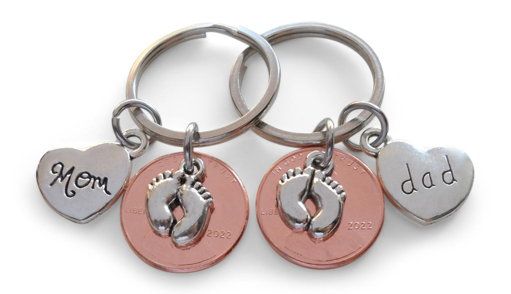 Mom & Dad Heart Charm & Baby Feet Charm Layered Over 2022 Penny Keychain Set, Mother's & Father's Keychain, Baby Shower Keychains